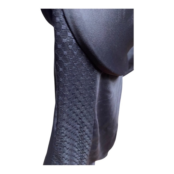 NWT Bali DF1009 38D Comfort Body Shaper With Built-in Minimizer Size Black - Picture 2 of 6